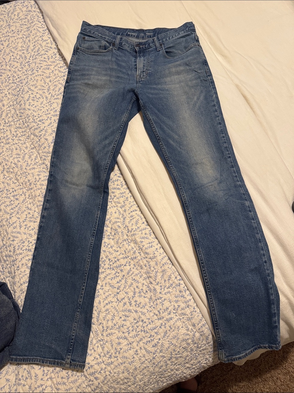 Old Navy men’s Blue Jeans